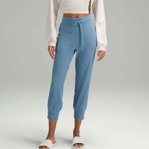 Lululemon Ready to Rulu High-Rise Cropped Jogger
Utility Blue